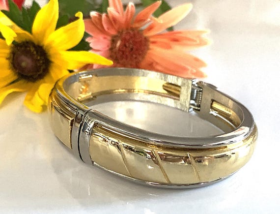 Two Tone Angular Ribbed Oblong Hinged Bracelet - image 7