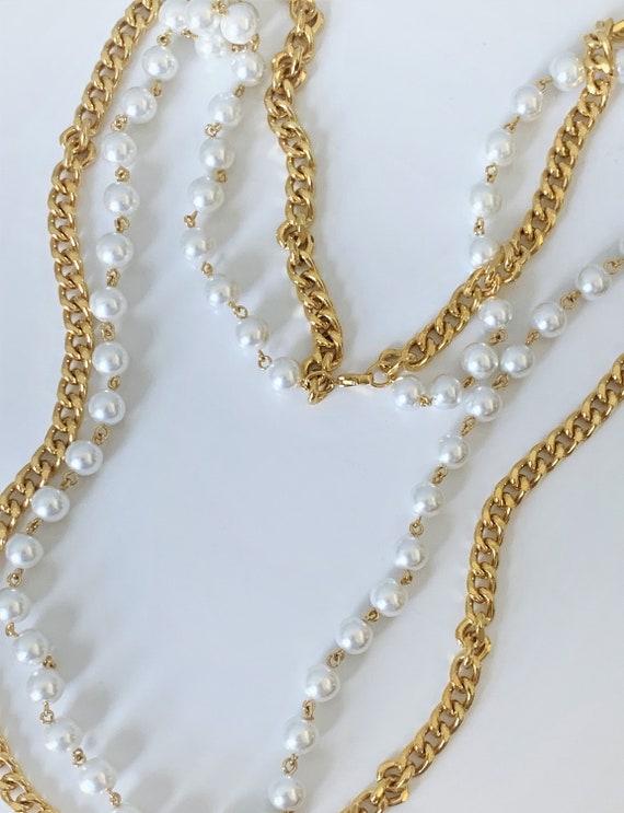 36" Heavy Gold Curb Chain & White Faux Pearl Chai… - image 6