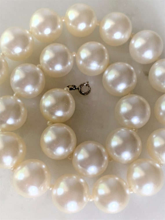 Chunky Imitation Pearl 19" Necklace with Mini Pea… - image 5