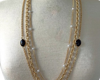 Collier 3 rangs chaîne en or avec cabochons de saphir dans une monture - Fermoir à bascule - Fabriqué aux États-Unis
