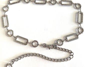 Vintage Distressed Silver Metal Chunky Rectangle Chain Belt  display picture 2