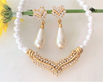 vintage collier de perles réglable avec V en or avec pierres de cristal facettées et boucles d'oreilles en forme de larme assorties