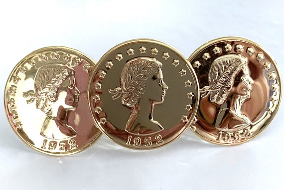 Large 1952 Faux Gold Coins Automatic Curved Barre… - image 1
