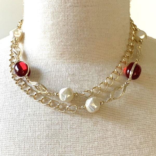 Curb Chain Necklace with Imitation Baroque Pearls and Sapphire or Ruby Lucite Oval Cabochon Bezels in Gold Tone with Spring Ring Clasp