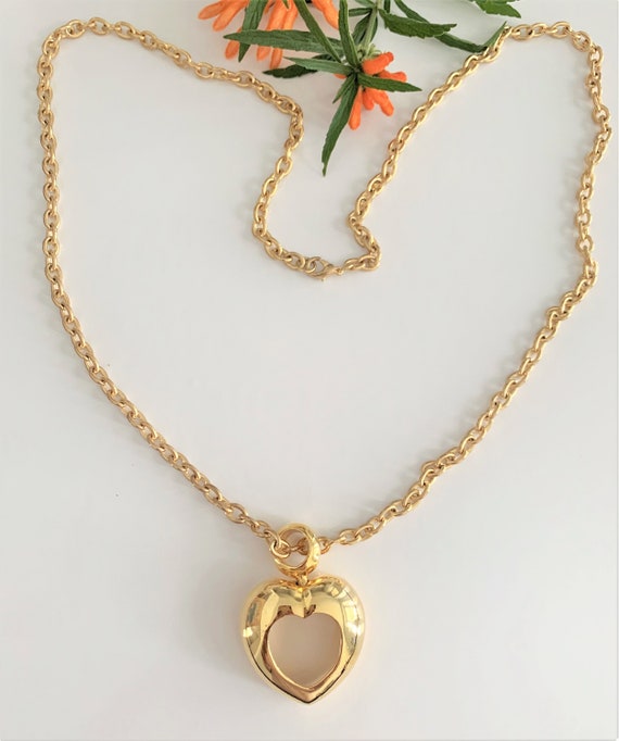 Cut Out Puff Heart Removeable Pendant on 32" Gold… - image 5