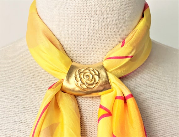 Hammered Satin Gold Tone Scarf Tube with Raised E… - image 2