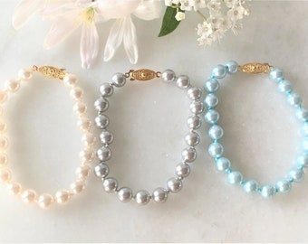 Vintage 7 1/2" Hand Knotted Glass Pearl 8MM Bracelet with Gold Floral Fishhook Clasp - 3 Colors