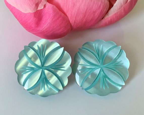 Carved Pastel Moonglow Lucite Flower Pierced Earr… - image 3