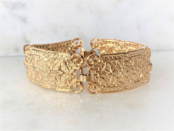 Floral Repousse Gold Tone Connector Bracelet with… - image 1