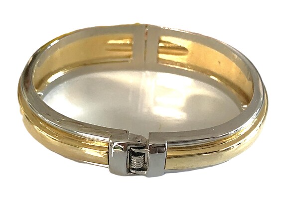 Two Tone Angular Ribbed Oblong Hinged Bracelet - image 6