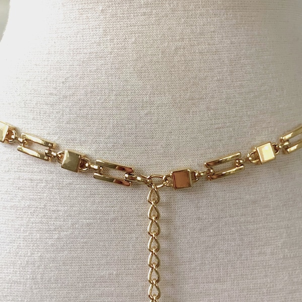 Made in Spain Signed Gold Tone Solid Square & Curved Rectangle Links Chain Belt with Adjustable Hook and Curb Chain