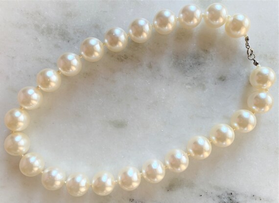 Chunky Imitation Pearl 19" Necklace with Mini Pea… - image 2
