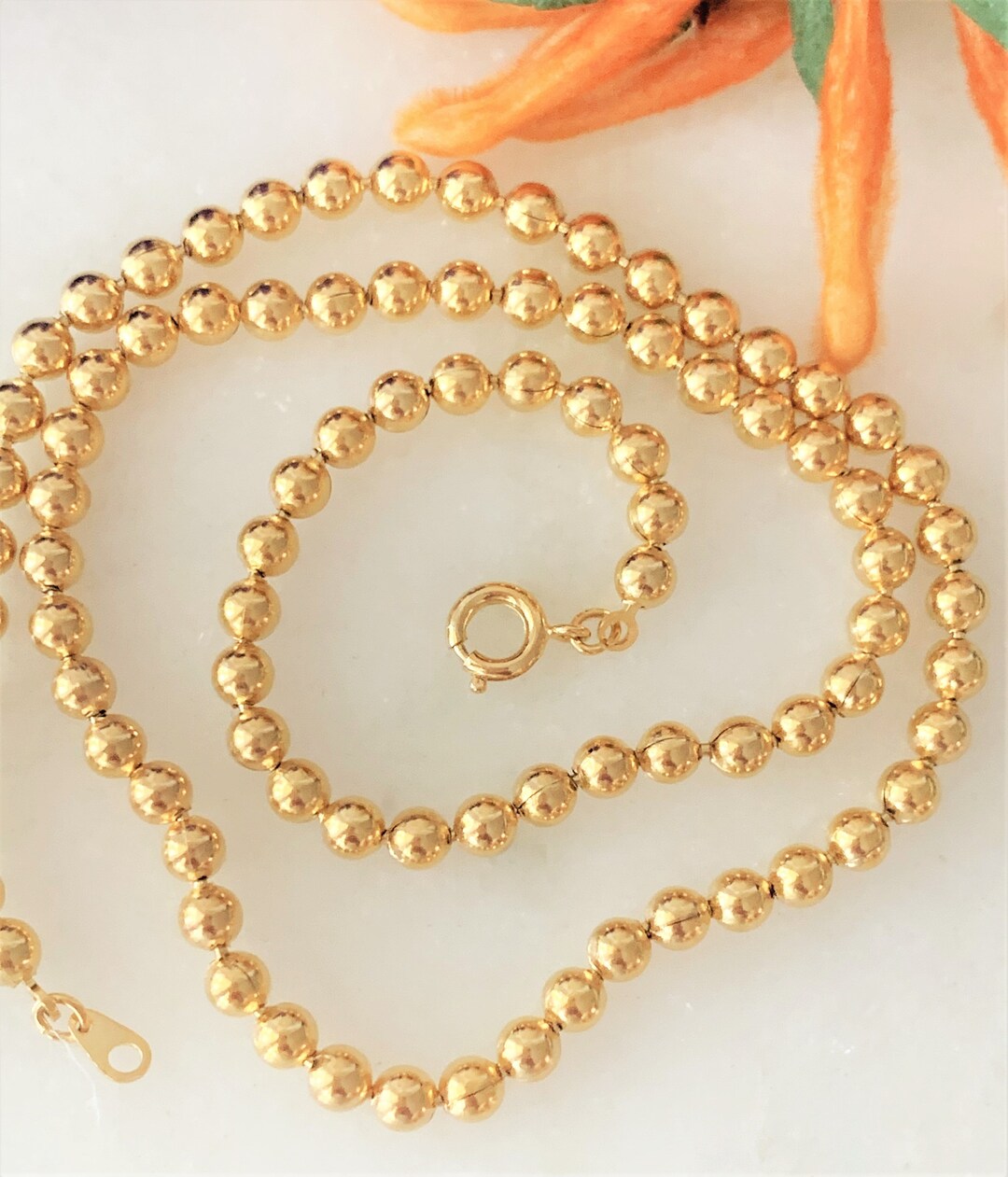 Shiny Gold Tone Ball Chain Vintage Necklace With Spring  display picture 2