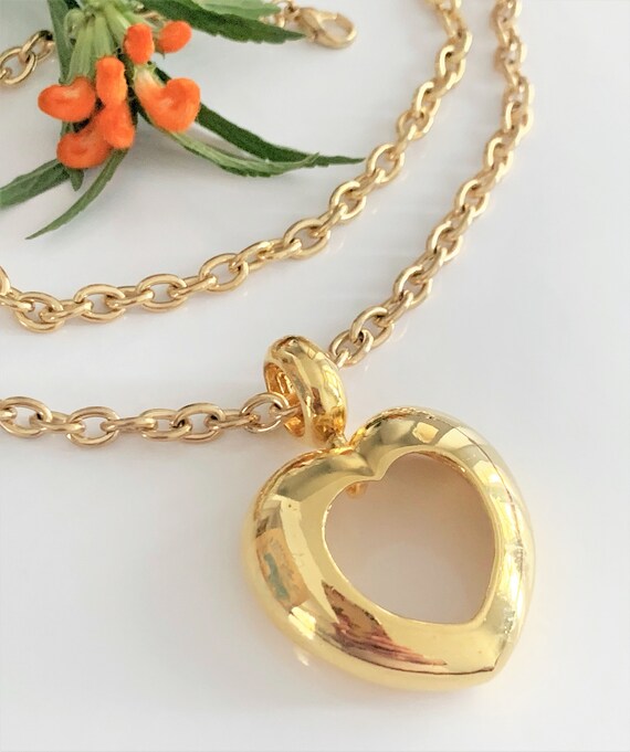 Cut Out Puff Heart Removeable Pendant on 32" Gold… - image 10