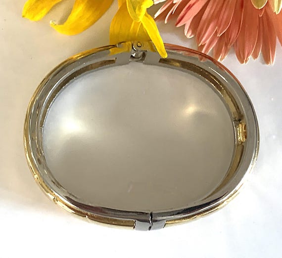 Two Tone Angular Ribbed Oblong Hinged Bracelet - image 8