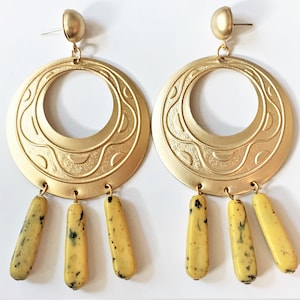 Satin Gold Tone Embossed & Textured Front Drop Hoop Pierced Earrings with Gold and Black Speckled Lucite Elongated Beads - Made in USA