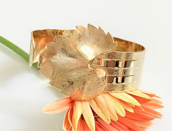 Textured and Ribbed Gold Tone Metal Oblong Cuff B… - image 1