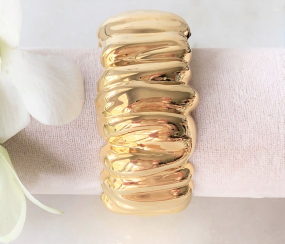 Rippled Spring Hinged Oval Bangle Bracelet in Pol… - image 9