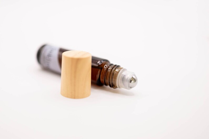 NUOVO profumo Rooted: sandalo, ambra, legno di cashmere, fava tonka - Roll-On senza alcol immagine 10