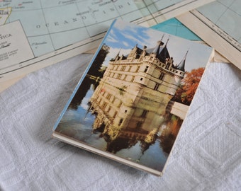 Block of vintage postcards &quot;Chateaux de la Loire&quot;