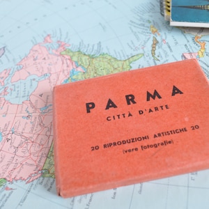 Block of souvenir postcards of the city of Parma - Italy from the 50s