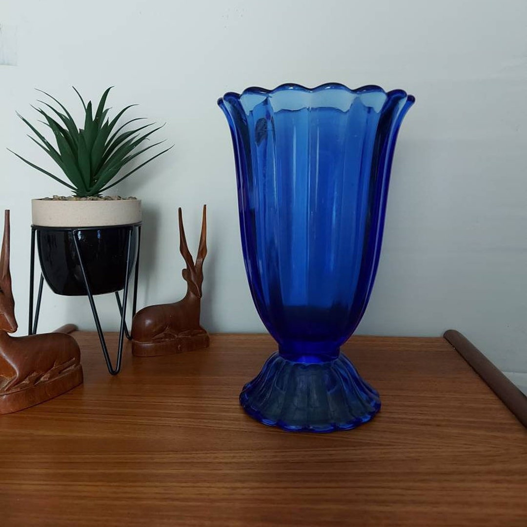 Crystalex Rosice AMADEUS fluted cobalt blue art glass vase