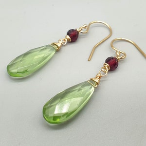 Howls Moving Castle Anime Inspired Earrings, 14/20 14K Gold Filled Earrings Green Quartz & Garnet Natural Stones, Manga Anime Fan Gift