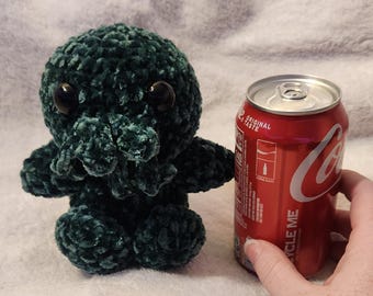 Mini Cthulhu Plushie – Emotional Support Tentacle Monster