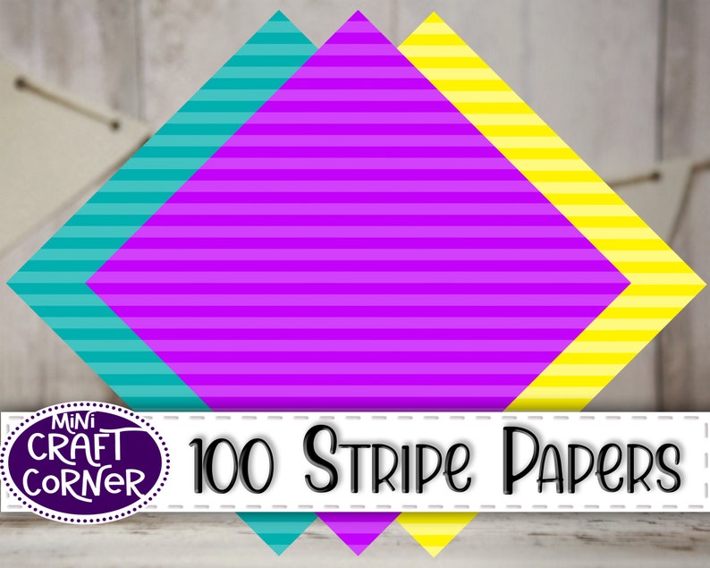 Peut inclure: Ensemble de papiers &agrave; motifs avec un design &agrave; rayures violettes, turquoise et jaunes. Le texte "100 Stripe Papers" est affich&eacute; en dessous, avec le logo Mini Craft Corner. Parfait pour les projets cr&eacute;atifs.