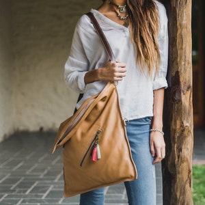 Cross body hobo bag Soft tan leather bag Crossbody travel bag