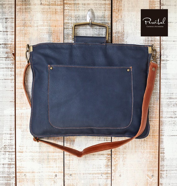 Extra Large Crossbody Bags IQS Executive