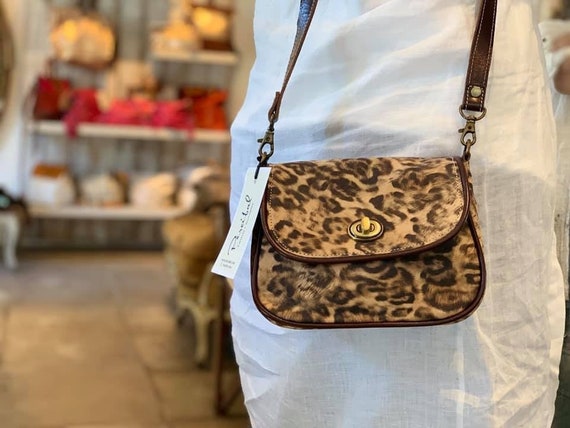 Maxbell Women Leopard/Zebra Stripe Handbag Faux Fur Tote Bag leopard print  - Aladdin Shoppers at Rs 1539.00, New Delhi | ID: 2851631617348
