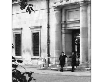 Portiers, King's College, Cambridge, ondertekende Art Print/zwart-wit straatfotografie/Cambridge University foto