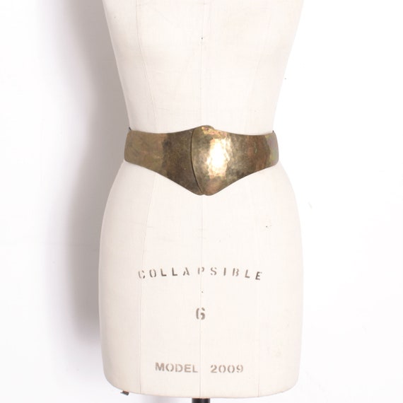 1970s Vintage Brass and Black Leather Belt | M/L
