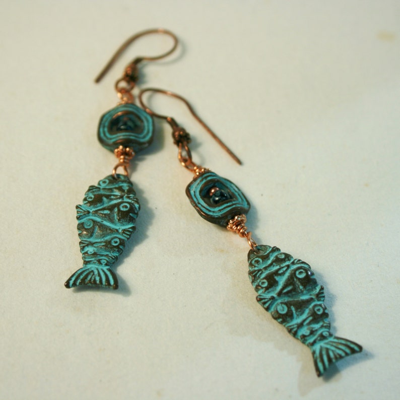 fIShY FrIdAY Earrings! Mykonos Green Patina Fishy-fish EarringsBeach EarringsBeach JewelryBeach EarringsGreen and CopperFish Earrings