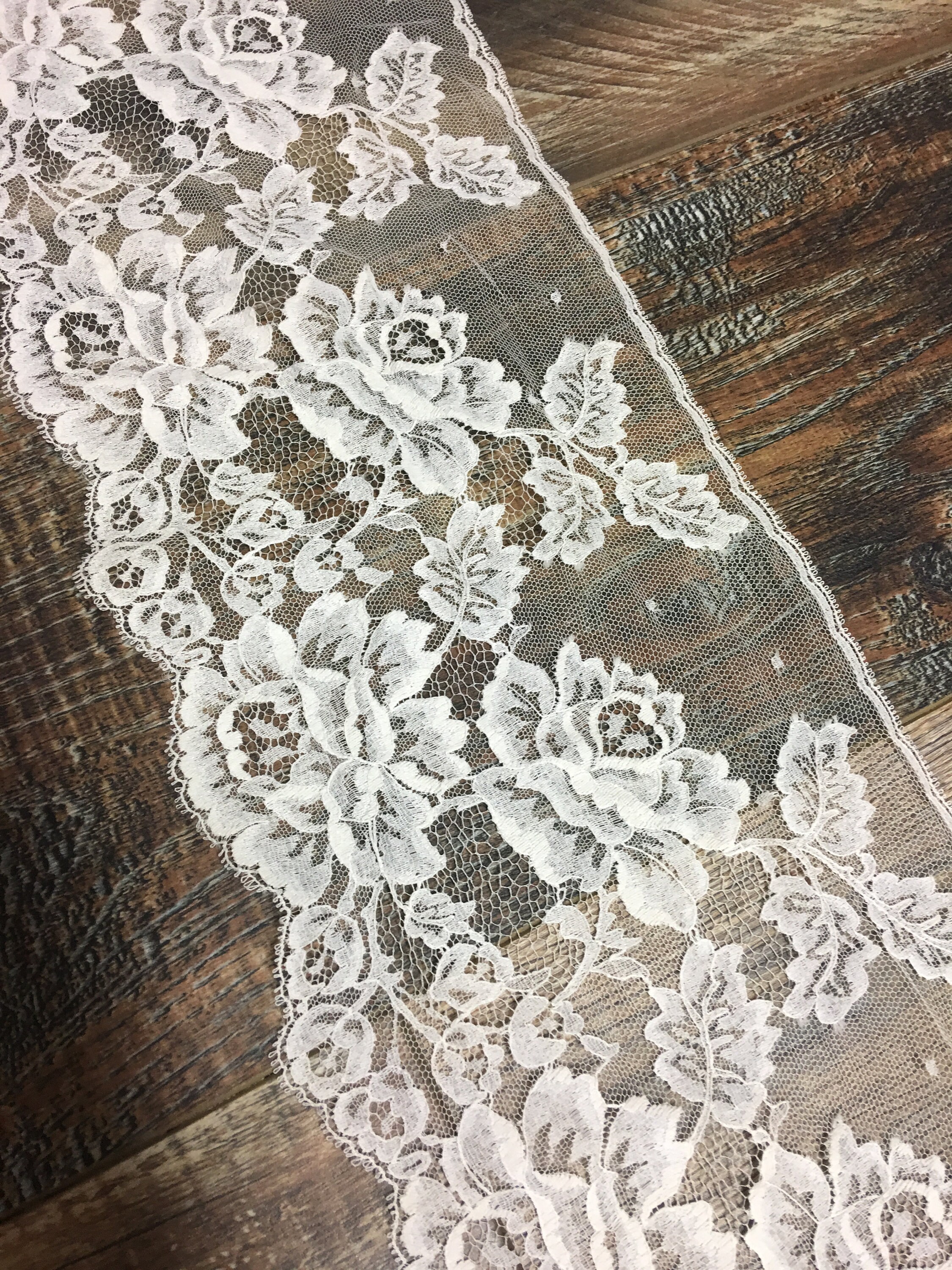 vintage ivory lace trim