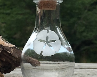 Sand dollar etched keepsake bottle