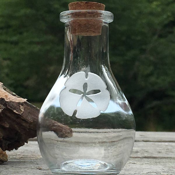 Sand dollar etched keepsake bottle