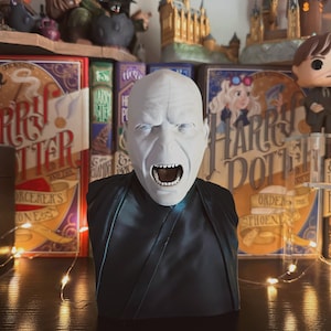 3D Printed Snake-Like, Dark Leader Wizard Who Shouldn&#39;t Be Named Bust