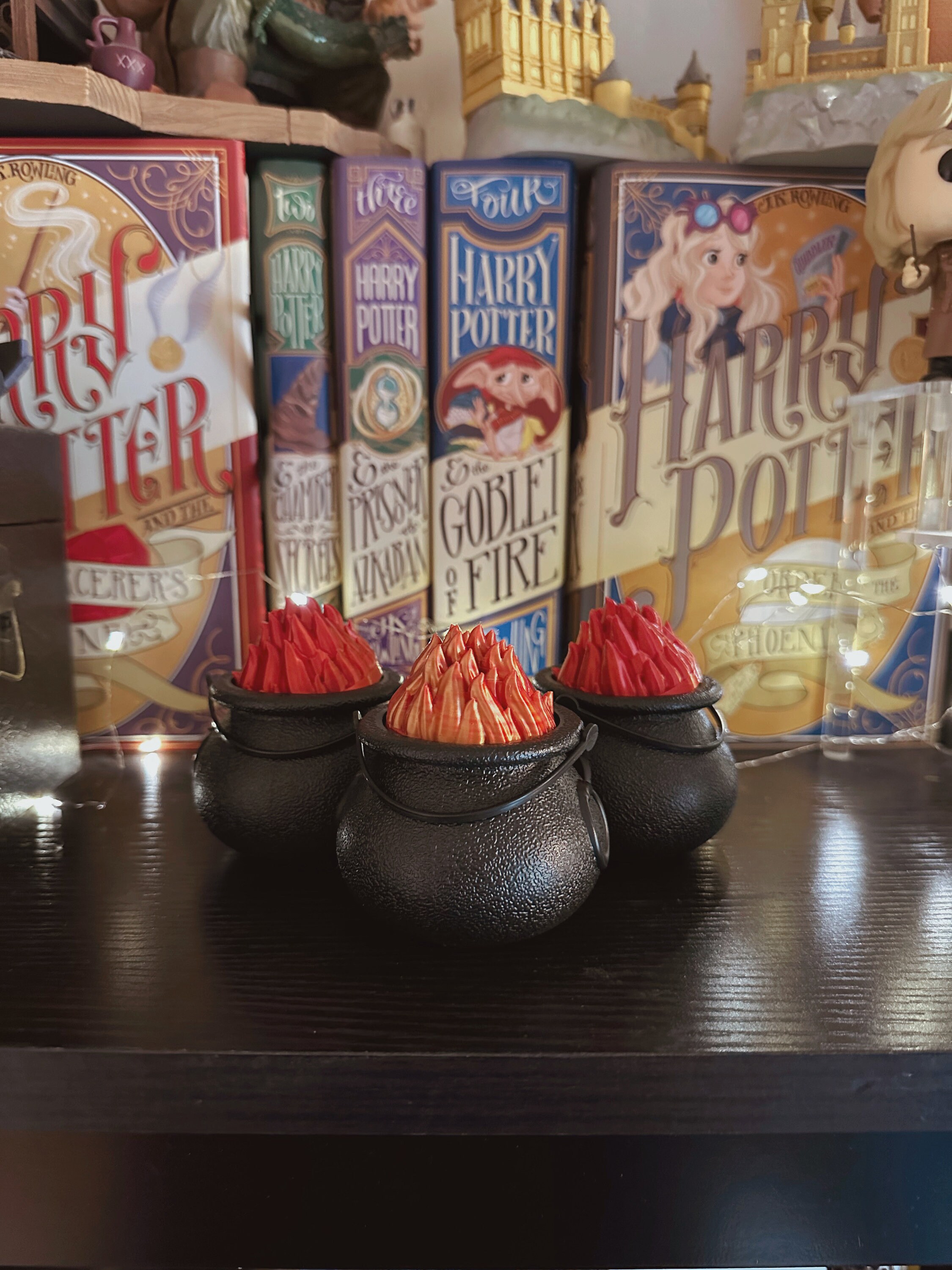 3D Printed Cauldron Frosted Cakes Containers + 3D Printed Magical ...