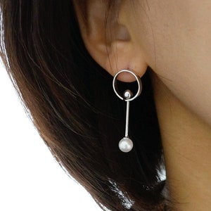 Circle Pearl Hoop Earrings / Movement earring / Silver hoop Pearl post earring / Sterling Silver earring