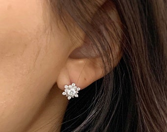 925 Sterling Silver Flower Cubic Zirconia Stud Boucles d'oreilles / Demoiselle d'honneur, Boucles d'oreilles Valentine