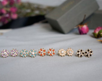 Color mini Flower with Pearl Stud Earrings
