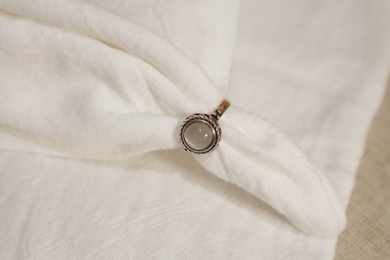 Dainty  moonstone ring /  925 sterling silver ring