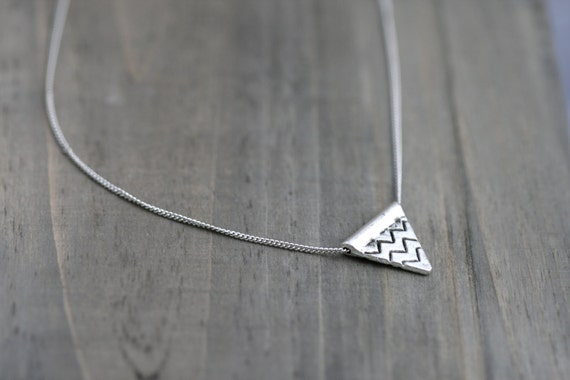 Simple Triangle Necklace with Chevron