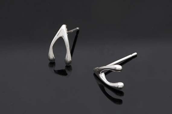 Silver Wishbone Earring