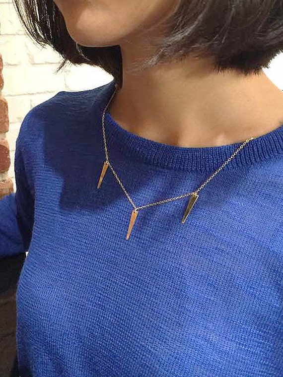 Three Spike Minimal Necklace