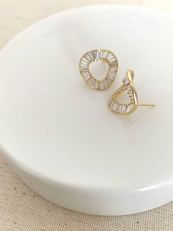 14K Gold Filled Open wave circle CZ stud earrings in Sterling Silver  / Bridal Earrings / Wedding Earrings / Karma stud