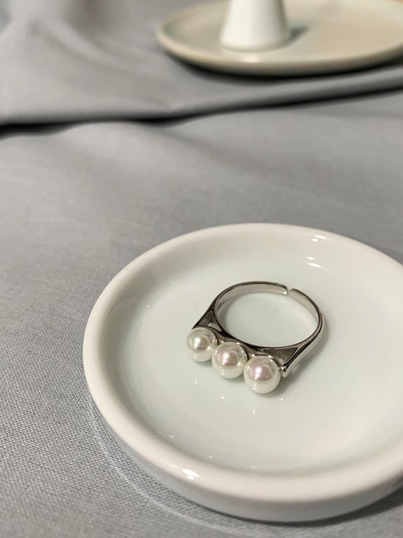 White Freshwater Pearl Ring