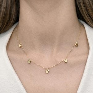 Collar pequeño de Mickey Mouse bañado en oro de 14 quilates imagen 9